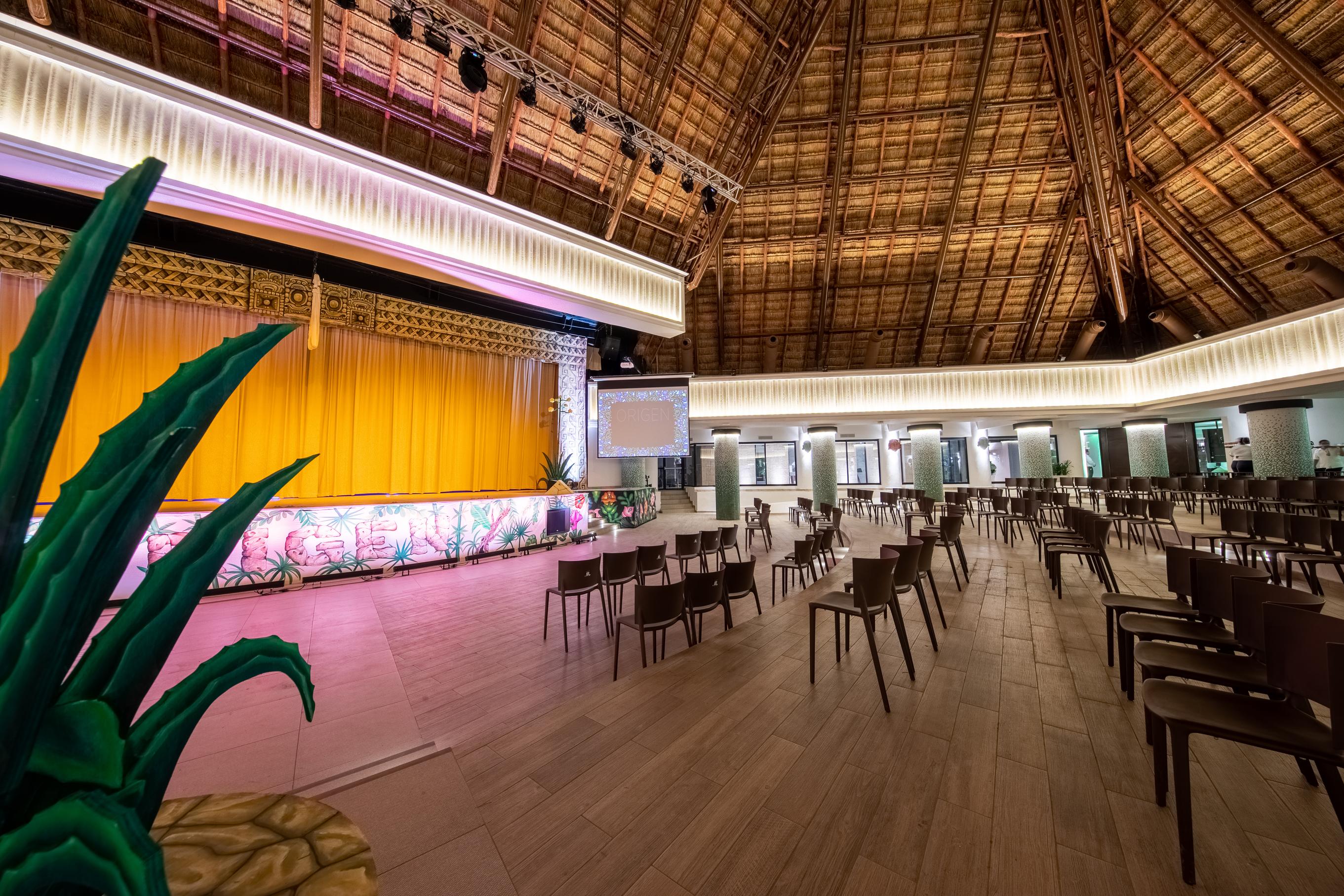 บาเอีย ปรินซิเป แกรนด์ ตูลุม - ออล อินคลูซีฟ Hotel Riviera Maya ภายนอก รูปภาพ The interior of the main hall