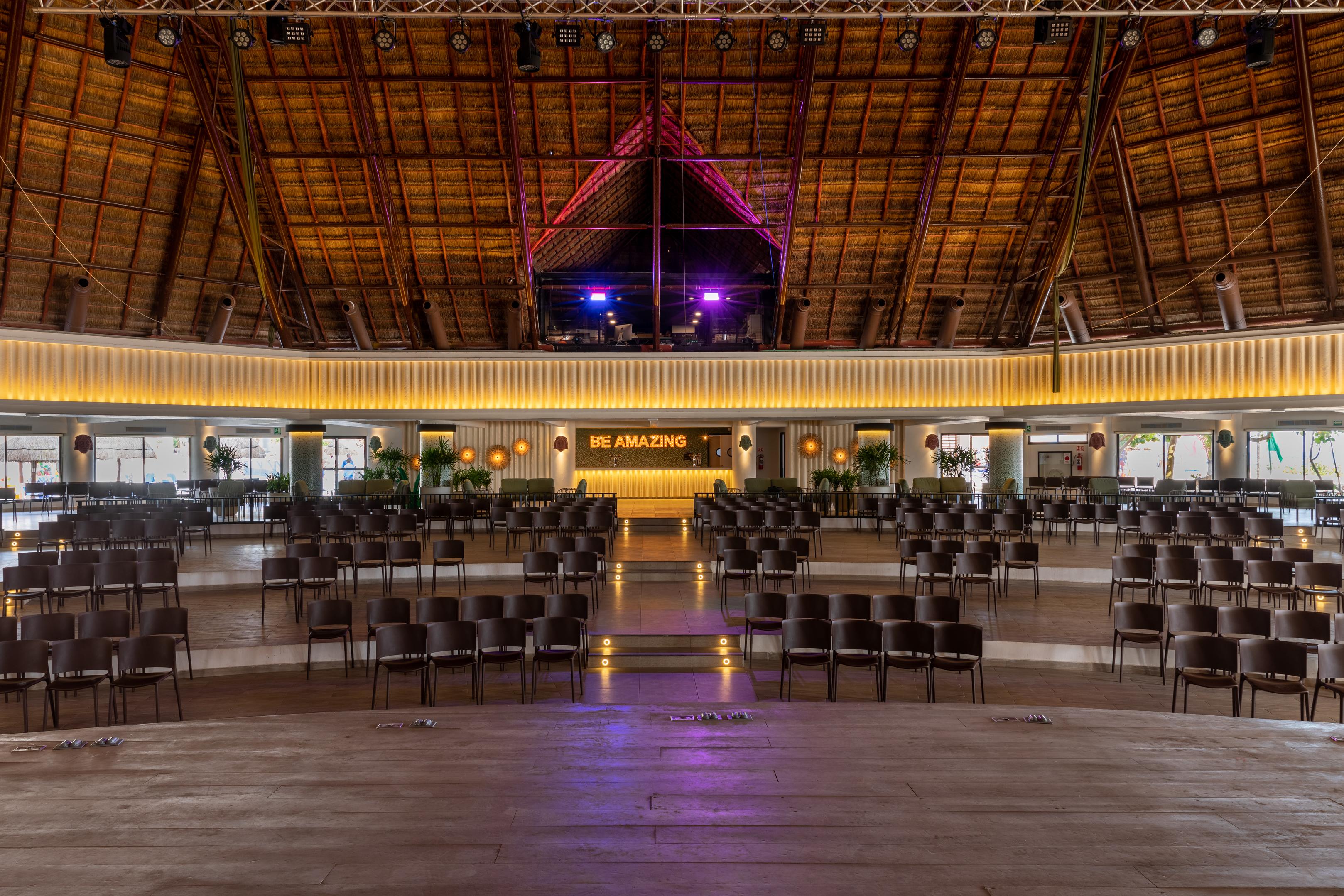 บาเอีย ปรินซิเป แกรนด์ ตูลุม - ออล อินคลูซีฟ Hotel Riviera Maya ภายนอก รูปภาพ The interior of the main hall